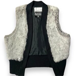 GREY KENSIE FAUX FUR VEST MEDUIM